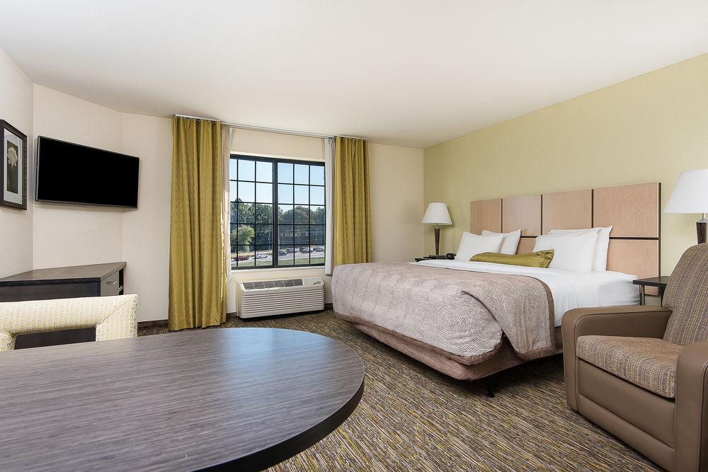 Candlewood Suites Bloomington By Ihg Εξωτερικό φωτογραφία