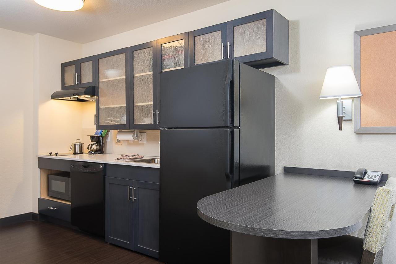 Candlewood Suites Bloomington By Ihg Εξωτερικό φωτογραφία