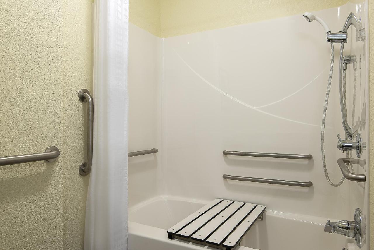 Candlewood Suites Bloomington By Ihg Εξωτερικό φωτογραφία